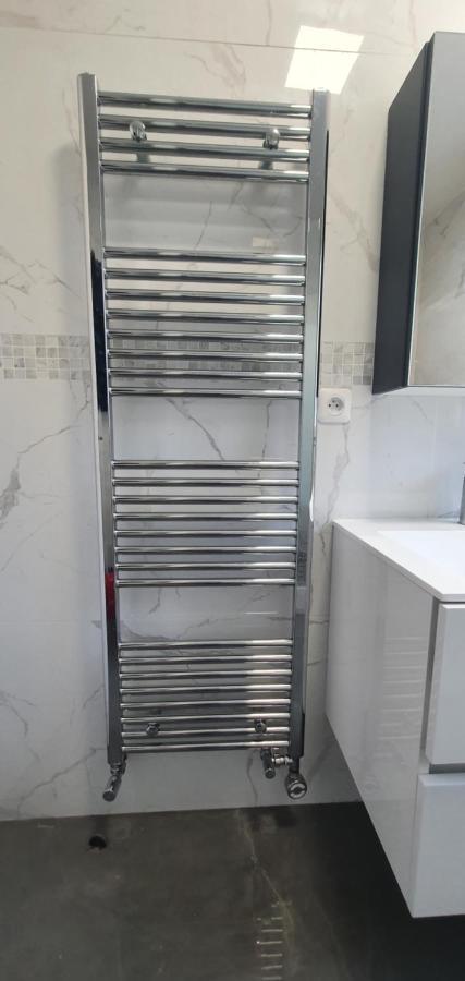 Location 3 Chambres Spacieuses Dans Appartment 2 Mn Rer Bussy Saint Georges Exterior foto