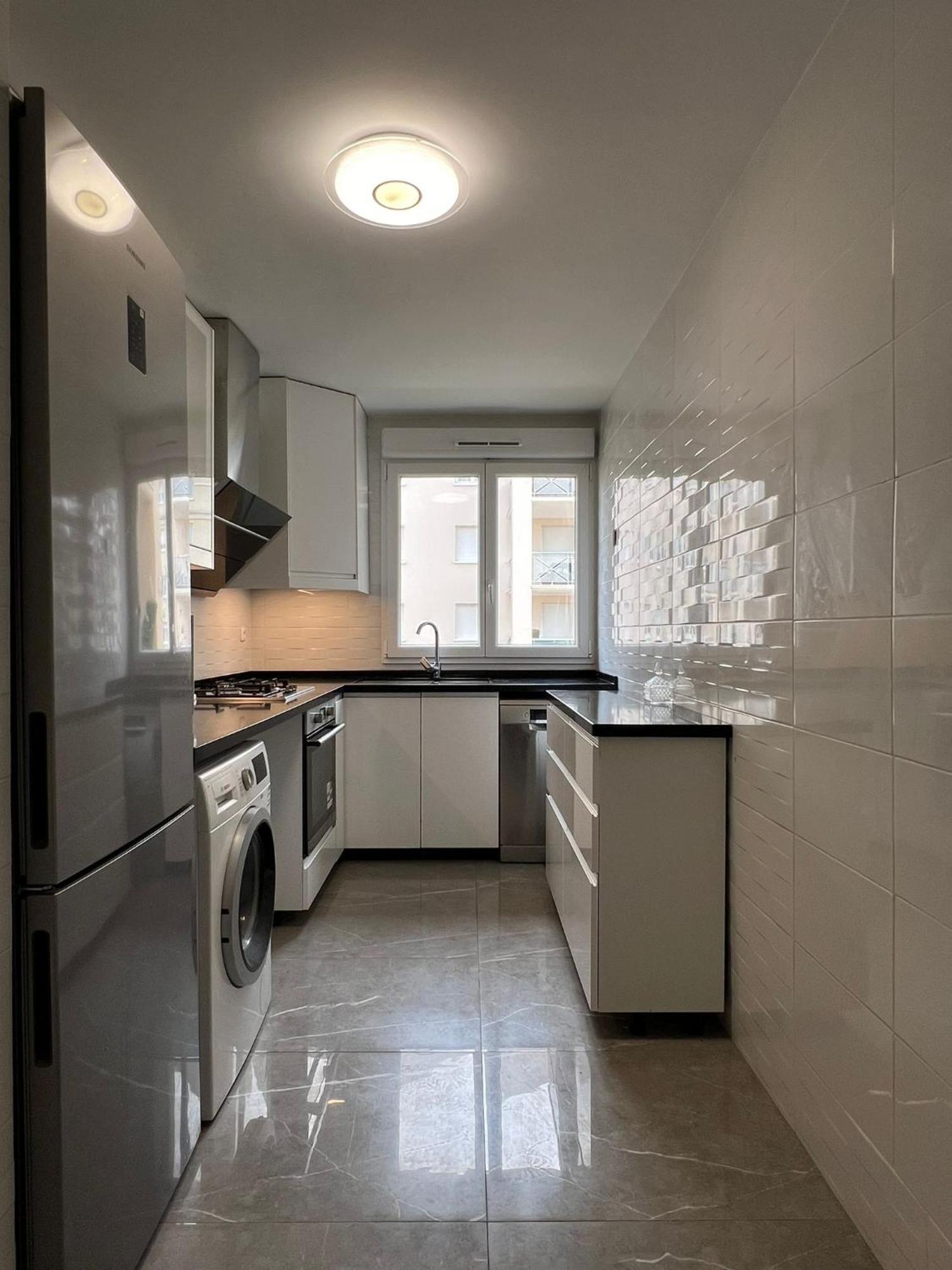 Location 3 Chambres Spacieuses Dans Appartment 2 Mn Rer Bussy Saint Georges Exterior foto
