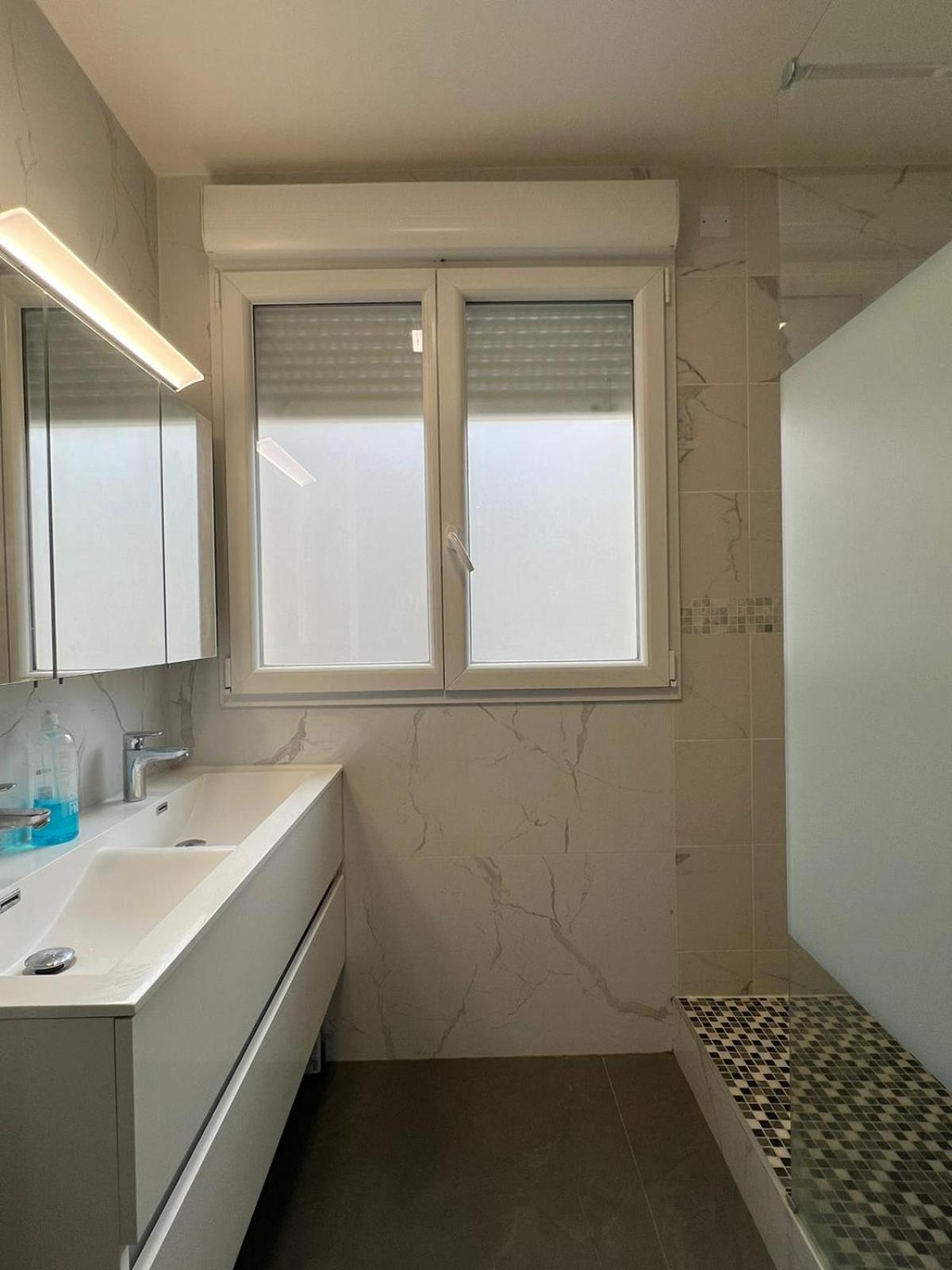 Location 3 Chambres Spacieuses Dans Appartment 2 Mn Rer Bussy Saint Georges Exterior foto